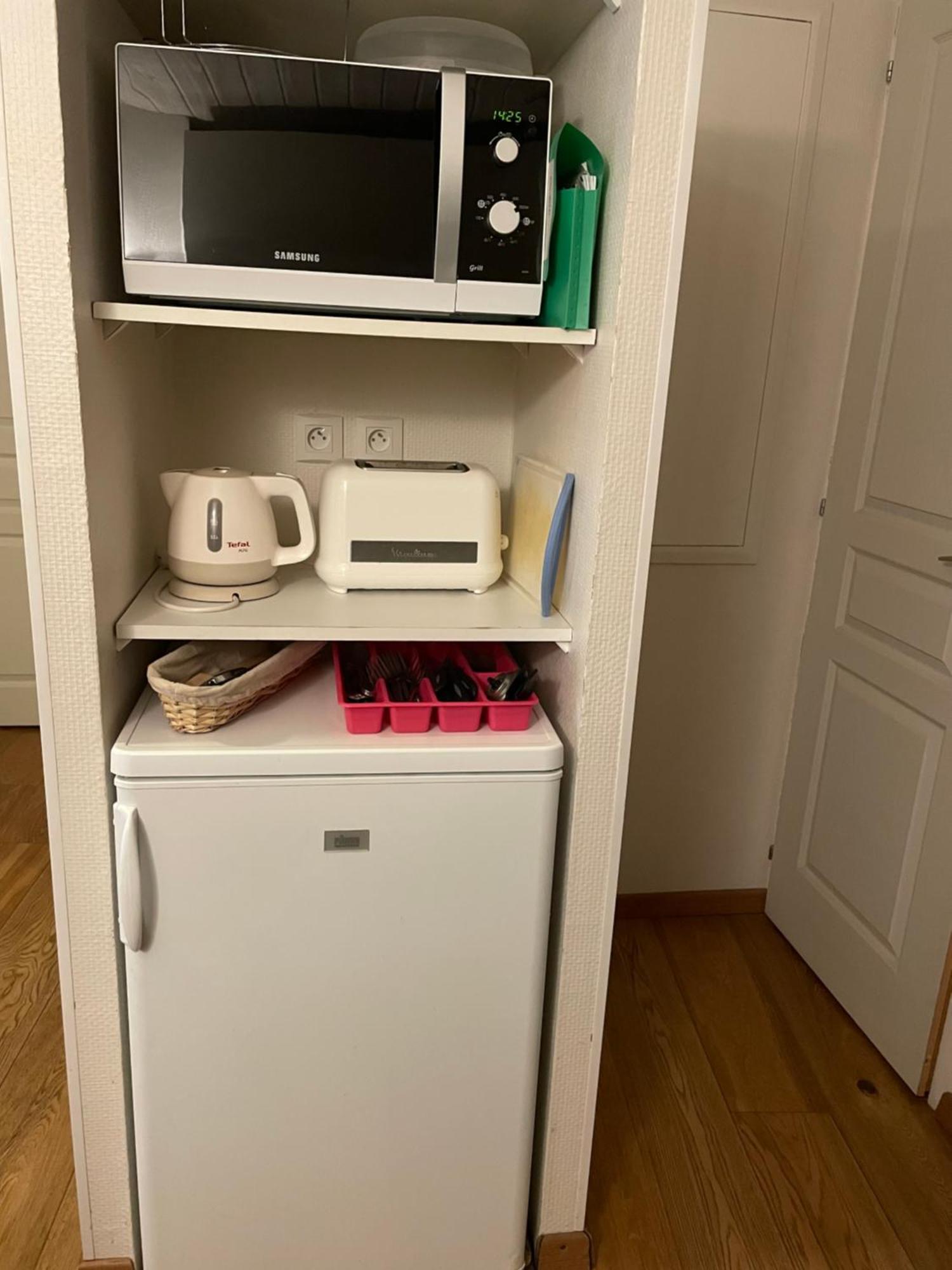 Aster Residence Laureane 1Er Etage Каутерец Екстериор снимка